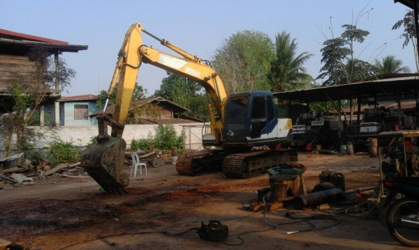 ขายรถแบคโฮ KOBELCO SK120-/// เอกสารอินวอย ระบบไฟเต็ม ช่วงล่างโซ่ใหม่ ราคา 750000