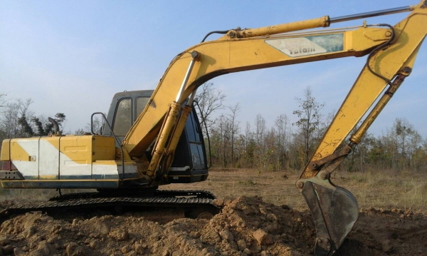 ขายรถแบคโฮ KOBELCO SK120-/// เอกสารอินวอย ระบบไฟเต็ม ช่วงล่างโซ่ใหม่ ราคา 750000