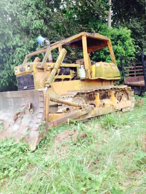 ขายรถแทรคเตอร์ KOMATSU D60A-6 มีลิปเปอร์หลัง ราคา 350000