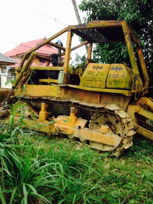 ขายรถแทรคเตอร์ KOMATSU D60A-6 มีลิปเปอร์หลัง ราคา 350000