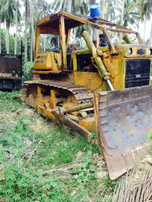 ขายรถแทรคเตอร์ KOMATSU D60A-6 มีลิปเปอร์หลัง ราคา 350000