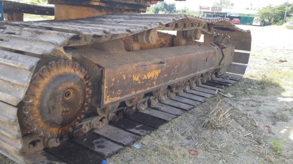 ขาย KOMATSU PC 200-3 คอนโทรลสั่น ช่วงล่างเต็ม ทำงานทั้งวันไม่มีโหลด แอร์เย็น บู้ทและบุ้งกี๋แน่น ของเหลวถ่ายหมดแล้ว ขาย KOMATSU PC 200-3 คอนโทรลสั่น ช่วงล่างเต็ม ทำงานทั้งวันไม่มีโหลด แอร์เย็น บู้ทและบุ้งกี๋แน่น ของเหลวถ่ายหมดแล้ว