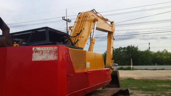 ขาย KOMATSU PC 200-3 คอนโทรลสั่น ช่วงล่างเต็ม ทำงานทั้งวันไม่มีโหลด แอร์เย็น บู้ทและบุ้งกี๋แน่น ของเหลวถ่ายหมดแล้ว ขาย KOMATSU PC 200-3 คอนโทรลสั่น ช่วงล่างเต็ม ทำงานทั้งวันไม่มีโหลด แอร์เย็น บู้ทและบุ้งกี๋แน่น ของเหลวถ่ายหมดแล้ว