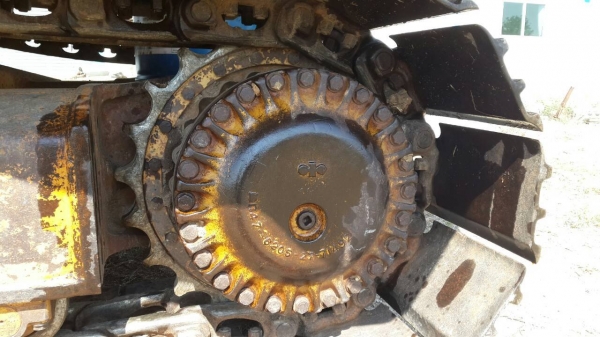 ขาย KOMATSU PC 200-3 คอนโทรลสั่น ช่วงล่างเต็ม ทำงานทั้งวันไม่มีโหลด แอร์เย็น บู้ทและบุ้งกี๋แน่น ของเหลวถ่ายหมดแล้ว ขาย KOMATSU PC 200-3 คอนโทรลสั่น ช่วงล่างเต็ม ทำงานทั้งวันไม่มีโหลด แอร์เย็น บู้ทและบุ้งกี๋แน่น ของเหลวถ่ายหมดแล้ว