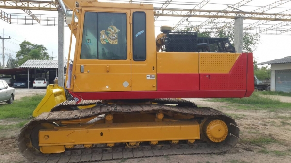 ขาย KOMATSU PC 200-3 คอนโทรลสั่น ช่วงล่างเต็ม ทำงานทั้งวันไม่มีโหลด แอร์เย็น บู้ทและบุ้งกี๋แน่น ของเหลวถ่ายหมดแล้ว ขาย KOMATSU PC 200-3 คอนโทรลสั่น ช่วงล่างเต็ม ทำงานทั้งวันไม่มีโหลด แอร์เย็น บู้ทและบุ้งกี๋แน่น ของเหลวถ่ายหมดแล้ว