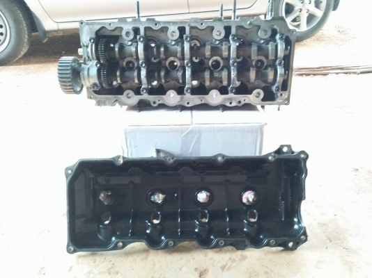 เผื่อมีใครสนใจครับ ฝาสูบยกชุด ชุดไอดี ราง วีโก้ 2500 vn ครบๆ ครับ