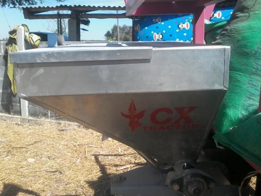 ขายตู้ปลูกอ้อยร่อคู่สวย 30 ซม ใช้งานแค่สองเดือน