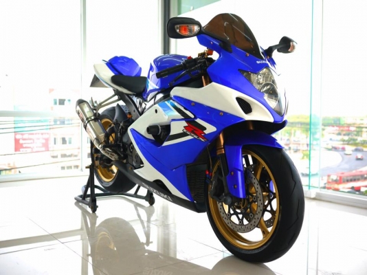 ขาย Suzuki K6 พร้อมทะเบียนแท้ สภาพดีมาก เครื่องสดๆบิดติดมือแรงแน่นอน ขาย Suzuki K6 พร้อมทะเบียนแท้ สภาพดีมาก เครื่องสดๆบิดติดมือแรงแน่นอน