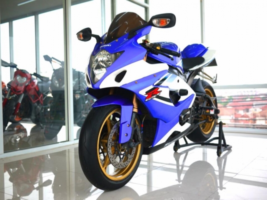 ขาย Suzuki K6 พร้อมทะเบียนแท้ สภาพดีมาก เครื่องสดๆบิดติดมือแรงแน่นอน ขาย Suzuki K6 พร้อมทะเบียนแท้ สภาพดีมาก เครื่องสดๆบิดติดมือแรงแน่นอน