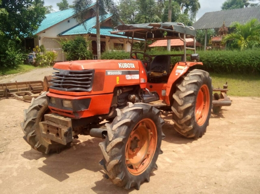 รถไถ KUBOTA  M5000. 2 เพลา. ปี 50.  ( รถทำงาน 3,5xx ชม. )      สนใจติดต่อ  081 - 6079515