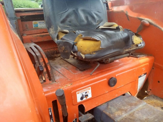 รถไถ KUBOTA  M5000. 2 เพลา. ปี 50.  ( รถทำงาน 3,5xx ชม. )      สนใจติดต่อ  081 - 6079515