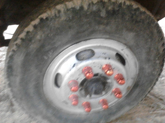 รถอีซูซุ หัวยาว 6 ล้อ ท้ายลาด เปลื่ยนเครื่อง 168 แรงม้า.   สนใจติดต่อ  081 - 6079515