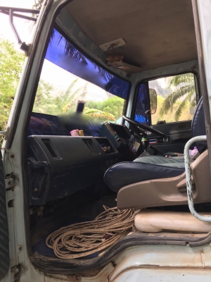 รถอีซูซุ 10 ล้อดั้ม FXZ  240 แรงม้า. ปี 39. (  นางฟ้าแท้. )   สนใจติดต่อ  081 - 6079515