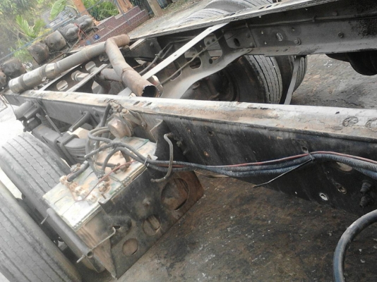 รถฮีโน่ 6 ล้อดั้ม FC4J  140 แรงม้า ปี 44.  ( * ขาย หัว , คัชซี. )     สนใจติดต่อ  081 - 6079515