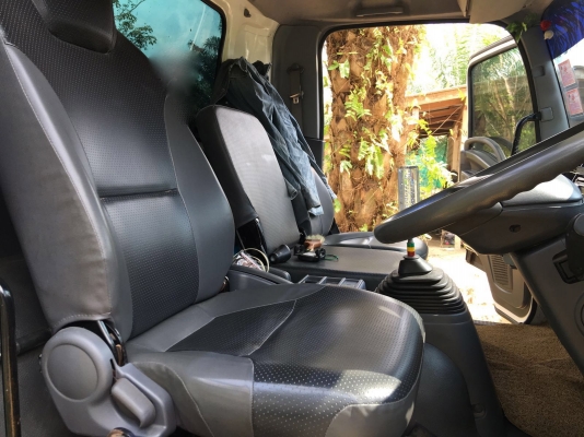 รถอีซูซุ 6 ล้อดั้ม FRR 190 แรงม้า  ปี 55.  ( รถวิ่ง 14x,xxx กม. )     สนใจติดต่อ  081 - 6079515