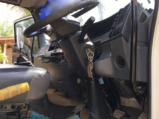 รถอีซูซุ 6 ล้อดั้ม FRR 190 แรงม้า  ปี 55.  ( รถวิ่ง 14x,xxx กม. )     สนใจติดต่อ  081 - 6079515