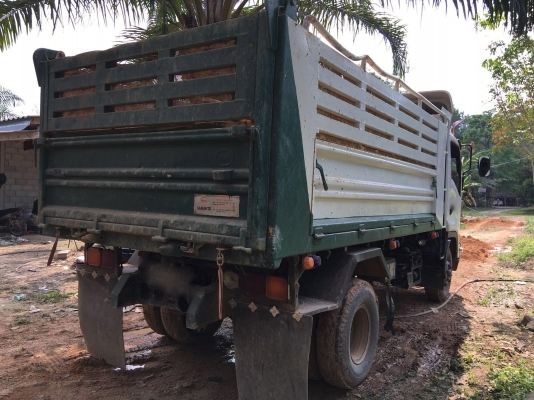 รถอีซูซุ 6 ล้อดั้ม FRR 190 แรงม้า  ปี 55.  ( รถวิ่ง 14x,xxx กม. )     สนใจติดต่อ  081 - 6079515