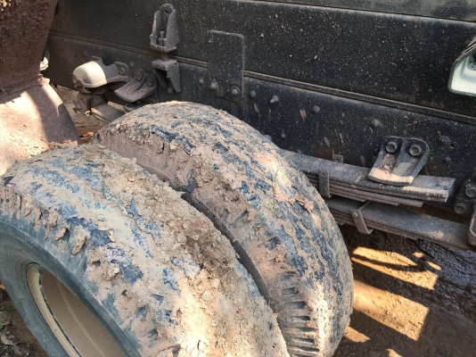 รถอีซูซุ 6 ล้อดั้ม FRR 190 แรงม้า  ปี 55.  ( รถวิ่ง 14x,xxx กม. )     สนใจติดต่อ  081 - 6079515