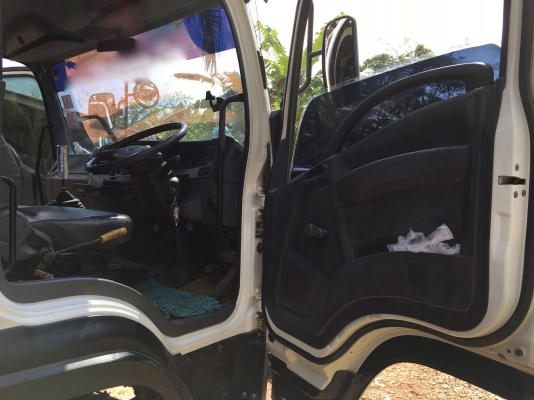 รถอีซูซุ 6 ล้อดั้ม FRR 190 แรงม้า  ปี 55.  ( รถวิ่ง 14x,xxx กม. )     สนใจติดต่อ  081 - 6079515