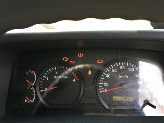 รถอีซูซุ 6 ล้อดั้ม FRR 190 แรงม้า  ปี 55.  ( รถวิ่ง 14x,xxx กม. )     สนใจติดต่อ  081 - 6079515