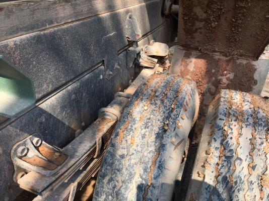 รถอีซูซุ 6 ล้อดั้ม FRR 190 แรงม้า  ปี 55.  ( รถวิ่ง 14x,xxx กม. )     สนใจติดต่อ  081 - 6079515