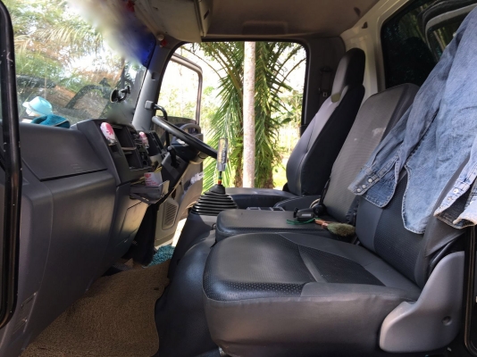 รถอีซูซุ 6 ล้อดั้ม FRR 190 แรงม้า  ปี 55.  ( รถวิ่ง 14x,xxx กม. )     สนใจติดต่อ  081 - 6079515