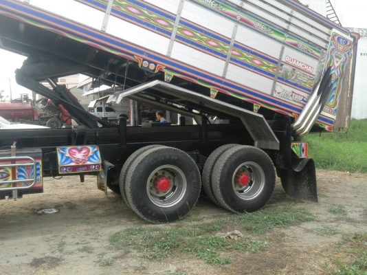 ขายรถบรรทุก 10 ล้อดัมพ์ ISUZU DECA 360 แรงม้าปี 2556 มีระบบลากพ่วง ราคา 2550000 ขายรถบรรทุก 10 ล้อดัมพ์ ISUZU DECA 360 แรงม้าปี 2556 มีระบบลากพ่วง ราคา 2550000