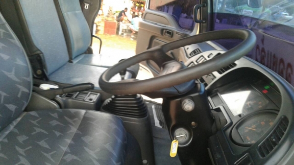 ขายรถบรรทุก 10 ล้อดัมพ์ ISUZU DECA 270 แรงม้าปี 2549 ไม่มีระบบลากพ่วง ราคา 1750000