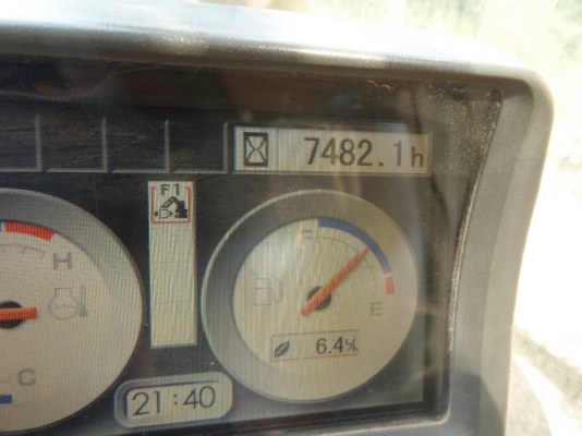 ขายรถแบคโฮ HITACHI ZX330LC-3 เอกสารใบแจ้งจำหน่าย 7482 ชม.ราคา 2600000