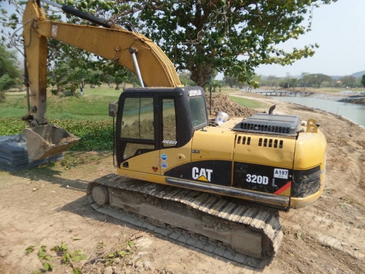 ขายรถแบคโฮ CAT 320 DL เอกสารใบแจ้งจำหน่าย 7471 ชม.รถ JAPAN ราคา 1800000