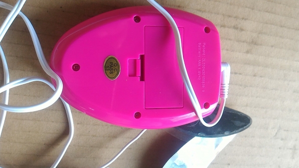 POKE  EMS  FACE  SHAPE เครื่องกระชับกระตุ้นผิวหน้าด้วยระบบไฟฟ้าอ่อนๆ