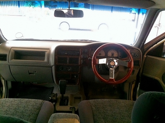 ISUZU THAI RUNG GRAND ADVENTURE ช่วงล่างแน่น เกียร์ออโต้ ดีเชล3.0 ขับ2 TOPสุด ISUZU THAI RUNG GRAND ADVENTURE ช่วงล่างแน่น เกียร์ออโต้ ดีเชล3.0 ขับ2 TOPสุด