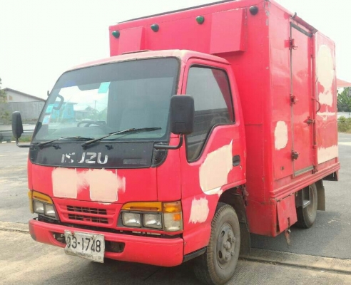 หกล้อ อีซูชุ NKR 88ปี40 ช่วงสั้น 3.20ม รถห้างแท้ สภาพดีสวยบางเดิมพร้อมใช้ ทะเบียนพร้อมโอน ราคา 259,000บ มี2คัน