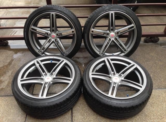 ล้อ Vossen ขอบ18 สภาพสวยมาก ไม่มีซ่อม พร้อมยาง 225 40 18 ดอกเต็ม ใช้กันยาว
