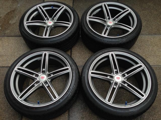 ล้อ Vossen ขอบ18 สภาพสวยมาก ไม่มีซ่อม พร้อมยาง 225 40 18 ดอกเต็ม ใช้กันยาว