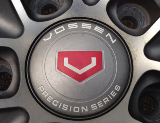 ล้อ Vossen ขอบ18 สภาพสวยมาก ไม่มีซ่อม พร้อมยาง 225 40 18 ดอกเต็ม ใช้กันยาว