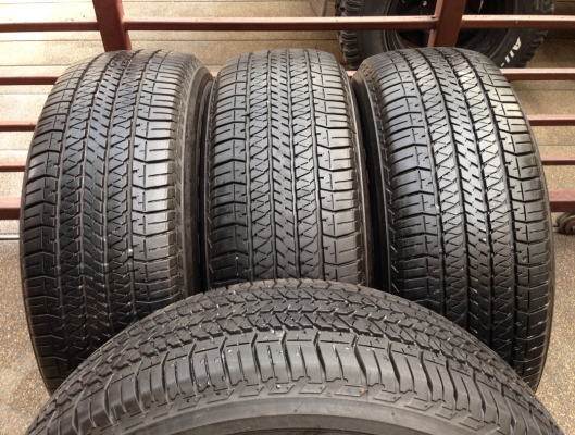 ยาง Bridgestone 265 65 17 ปี14 ดอกเต็ม ใช้กันยาว ราคาไม่แพง