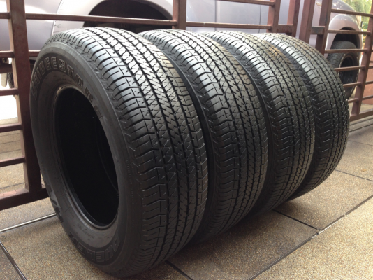 ยาง Bridgestone 265 65 17 ปี14 ดอกเต็ม ใช้กันยาว ราคาไม่แพง