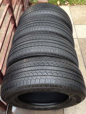 ยาง Deestone 265 60 18 ปี13 ดอกเต็ม ไม่มีปะ ใช้กันยาว ราคาไม่แพง