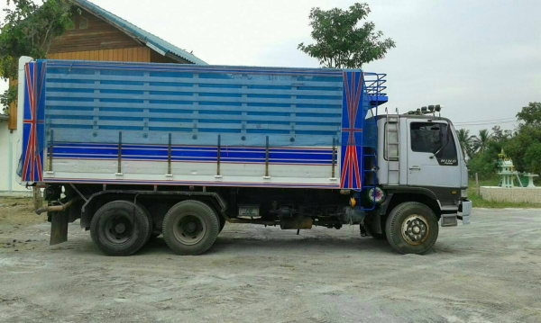 ขายรถบรรทุก 18 ล้อ พ่วงแม่ลูก-ดั๊มพ์  ยี่ห้อ HINO 3M 240 แรงม้า ปี 39 ( การันตีรถสวยจริงๆ  เจ้าของขายเอง )