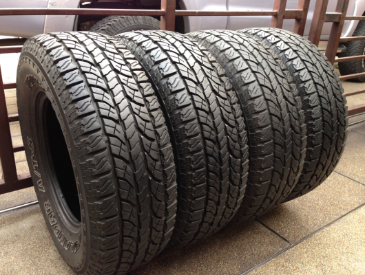 ยาง All Yokohama 265 70 16 ดอกเต็มไม่มีปะ ใช้งานน้อยมาก ราคาไม่แพง