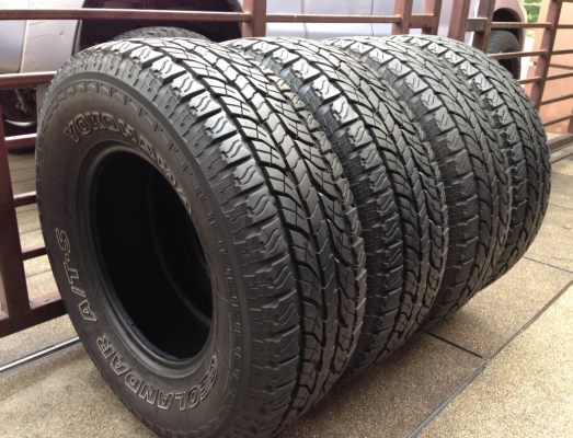 ยาง All Yokohama 265 70 16 ดอกเต็มไม่มีปะ ใช้งานน้อยมาก ราคาไม่แพง