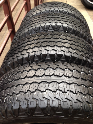 ยาง All Goodyear 245 70 16 สิ้นปี12 ดอกเต็ม ใช้กันยาว ราคาไม่แพง