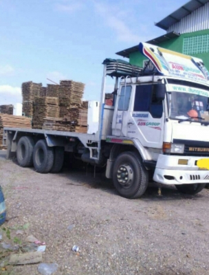 ขาย 695,000บ สิบล้อ มิตซู ไอ้หลง FN527 TF 220โบว์ 2เพา เกียร์10สปีส พื้นเรียบ ยาว6.30ม สภาพดีสวยพร้อมใช้งาน ทะเบียนพร้อนโอน ราคา 695,000บ ครับๆ ขาย 695,000บ สิบล้อ มิตซู ไอ้หลง FN527 TF 220โบว์ 2เพา เกียร์10สปีส พื้นเรียบ ยาว6.30ม สภาพดีสวยพร้อมใช้งาน ทะเบียนพร้อนโอน ราคา 695,000บ ครับๆ