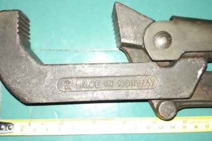 ขายคอม้านอร์เวย์เก่าเก็บเหล็กดีKONGSBERG MADE IN NORWAY.