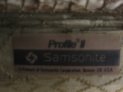 ขายกระเป๋าโบราณ ใช้งานได้อยู่ น่าสะสม แข็งแรง