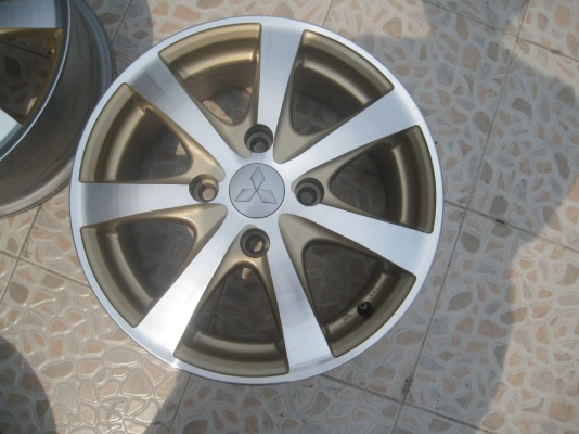 ขายล้อแม็ก Mitsubishi lanser 15"x6" 4รู114 et+46 (081-3747940)