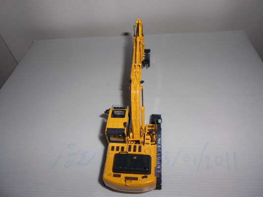 ขายโมเดล KOMATSU PC200-8 สเกล 1:50