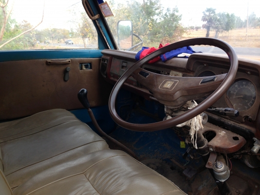 TOYOTA DYNA BU30 - 85 HP 2C กระบะคอกเหล็กยาว 4.30 เมตร สภาพสวยใหม่ทั้งคัน เครื่องแห้งแรงดี หัวบางเดิมๆไม่มีผุ ช่วงล่างคัชซีสวยมากไม่มีดาม ยางสภาพดี 6 เส้นประมาณ 70\% เอกสารทะเบียนชุดโอนครบพร้อมไม่มีขาด ราคาต่อรองได้ครับ TOYOTA DYNA BU30 - 85 HP 2C กระบะคอกเหล็กยาว 4.30 เมตร สภาพสวยใหม่ทั้งคัน เครื่องแห้งแรงดี หัวบางเดิมๆไม่มีผุ ช่วงล่างคัชซีสวยมากไม่มีดาม ยางสภาพดี 6 เส้นประมาณ 70\% เอกสารทะเบียนชุดโอนครบพร้อมไม่มีขาด ราคาต่อรองได้ครับ