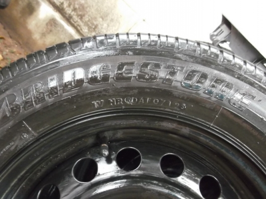 ล้อ14 กะทะ 4รู100 + ยาง Bridgestone B250 175/70/14 ปี12